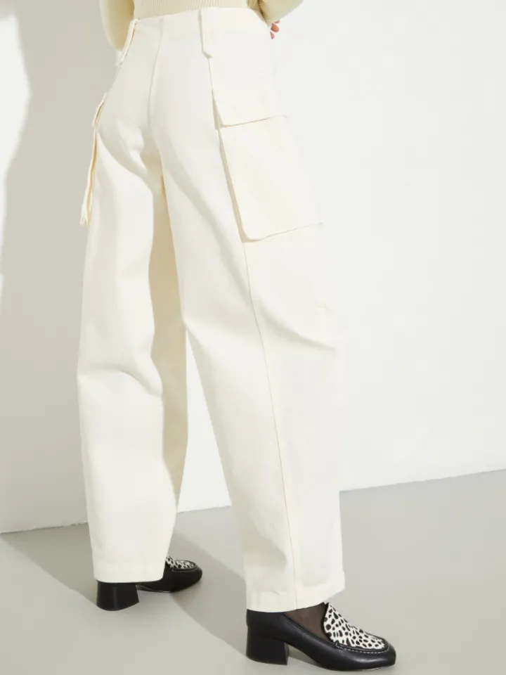 Barrel-leg cargo trousers - cream