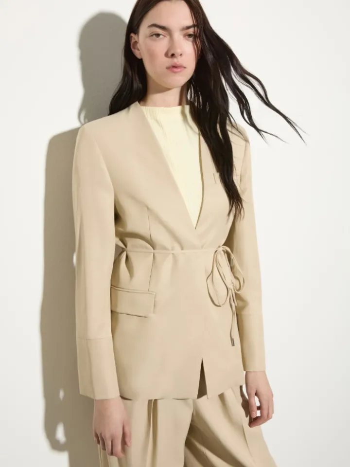 Belted single-breasted blazer - beige