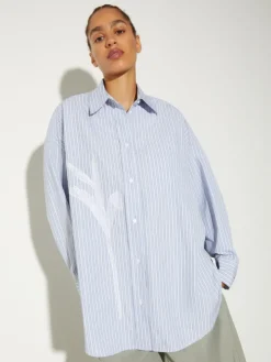 Embroidered poplin shirt - light blue