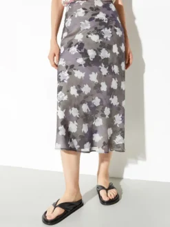 2-in-1 georgette and twill skirt - navy