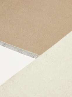 Jacquard stole - turtledove