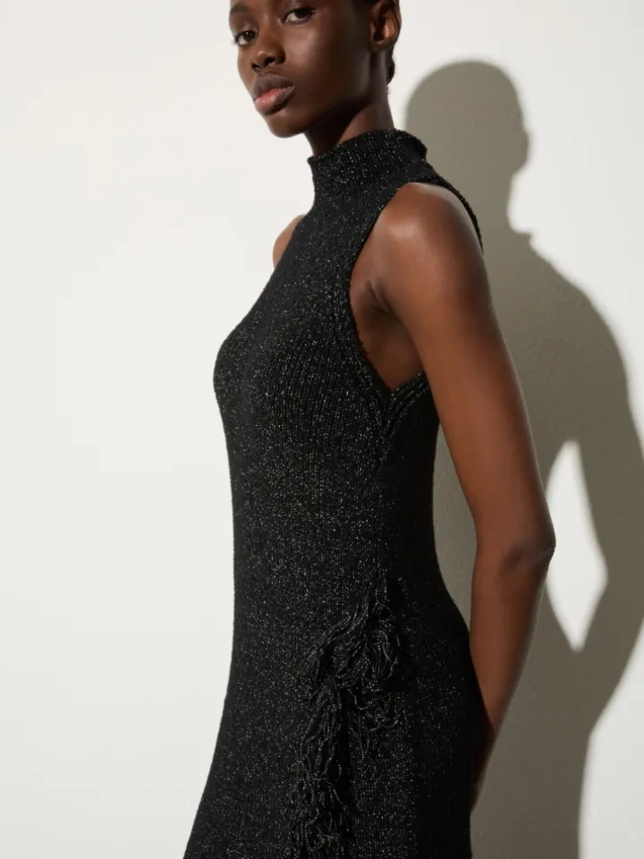 Knit midi dress with fringe - black
