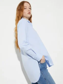 Loose-fitting poplin shirt - light blue