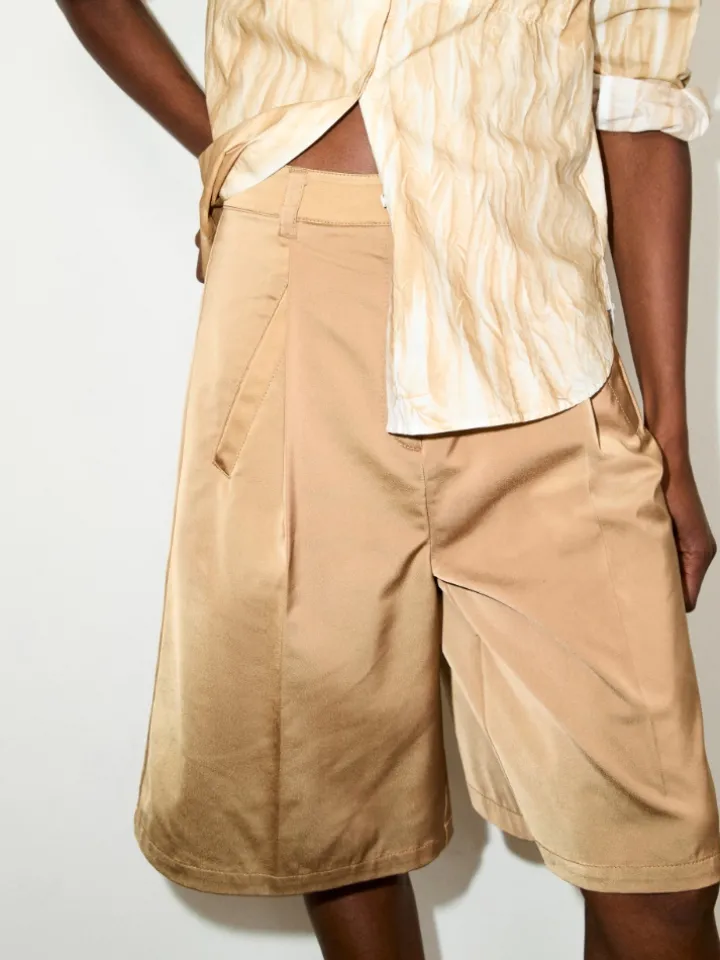 Satin Bermuda shorts - buck