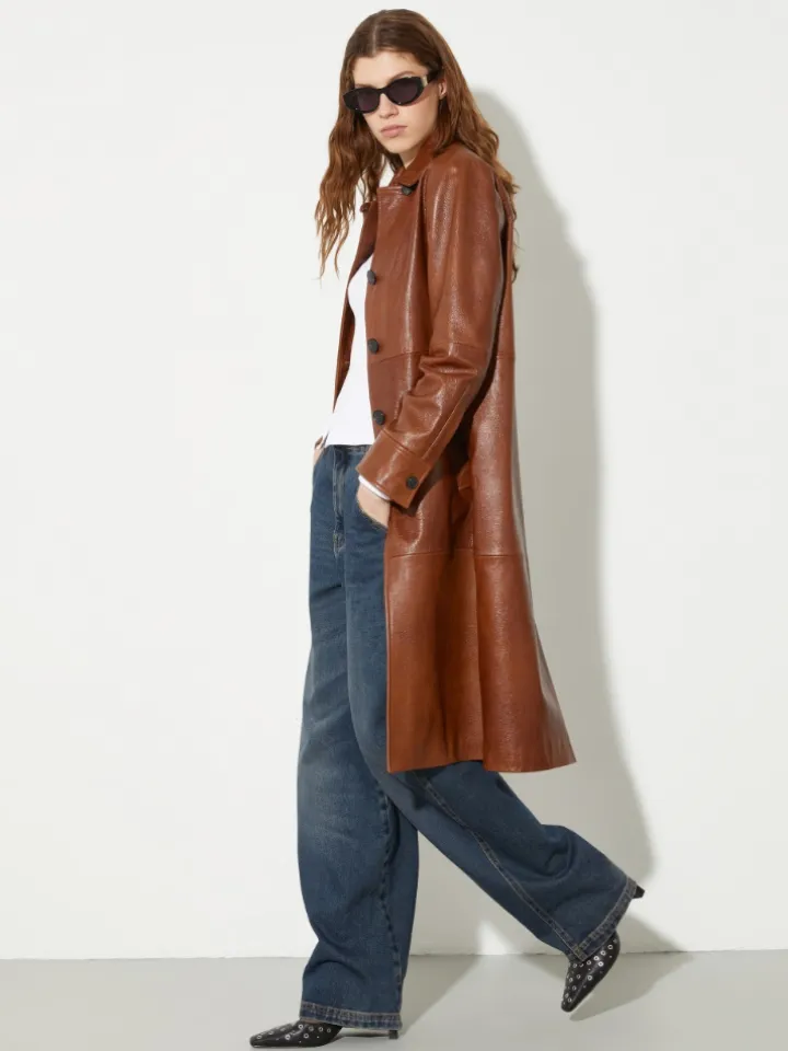 Shiny leather coat - brown