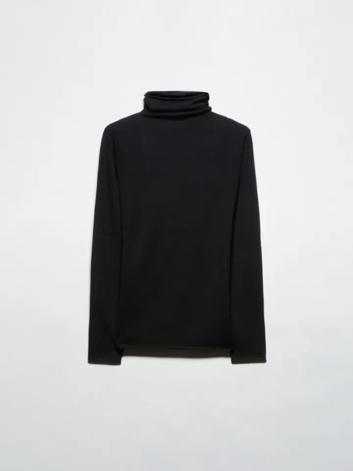 Stretch-tricot turtleneck - black