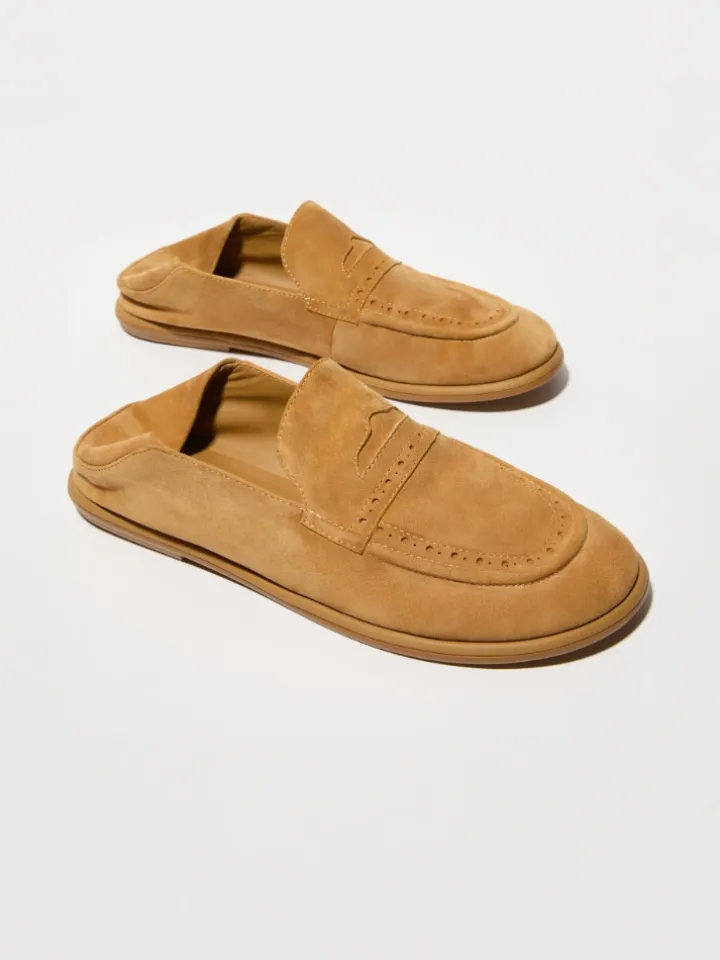 Suede loafers - camel