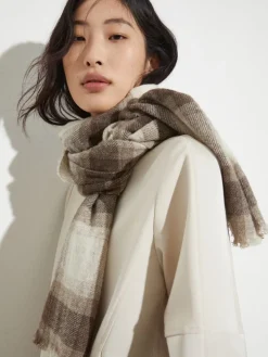 Undyed wool-blend stole - turtledove